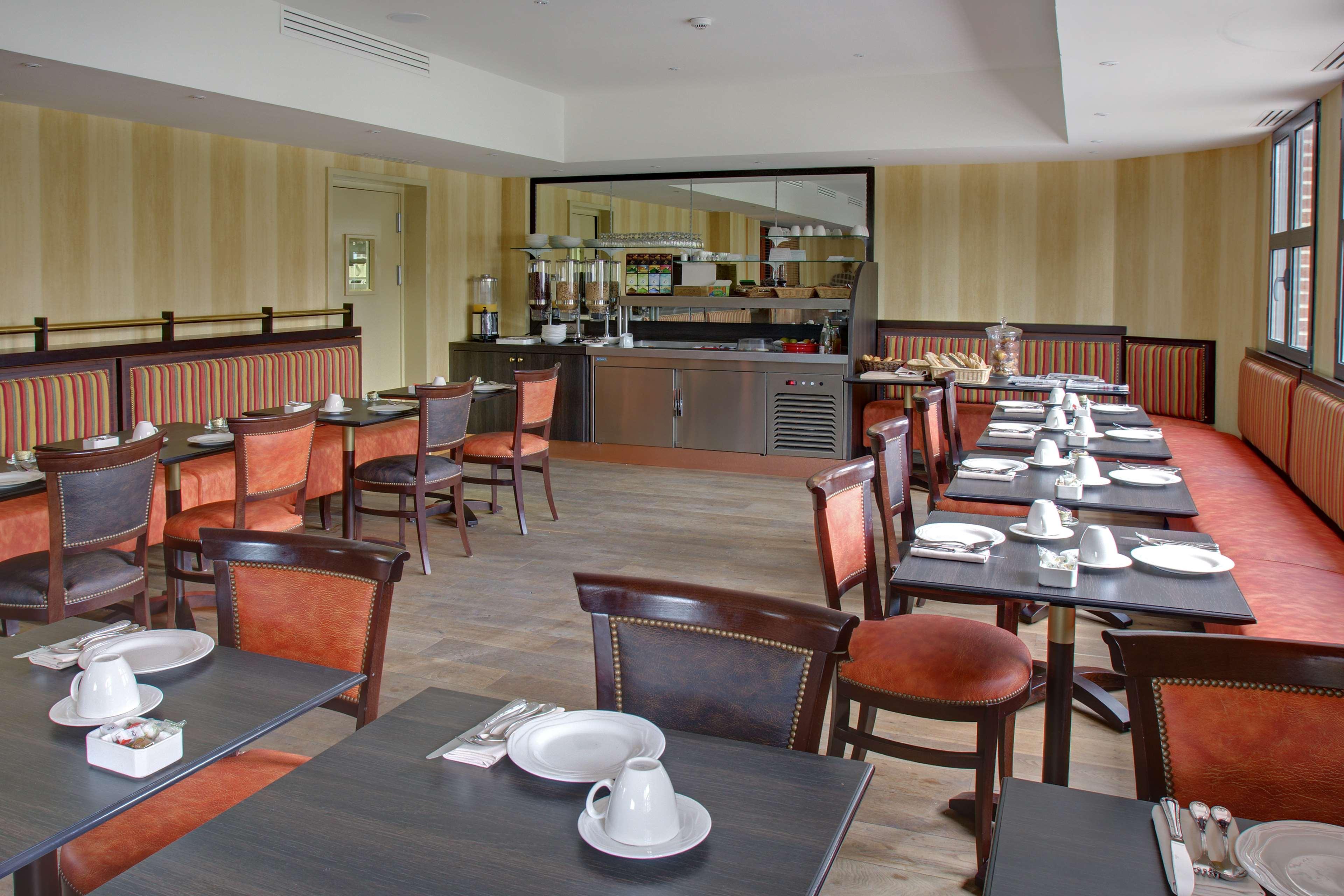Best Western La Metairie Gosnay Étterem fotó